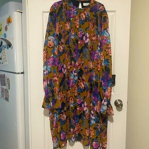 Floral Elvi Dress - new with tags, US size 22